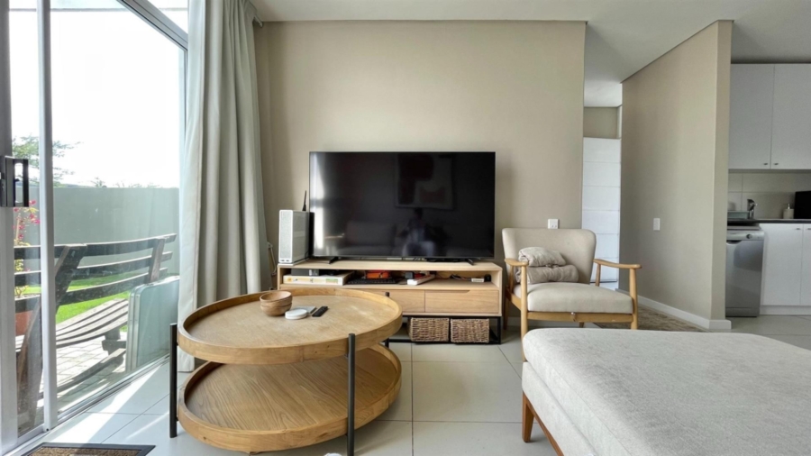 To Let 2 Bedroom Property for Rent in Somerset Lakes Western Cape